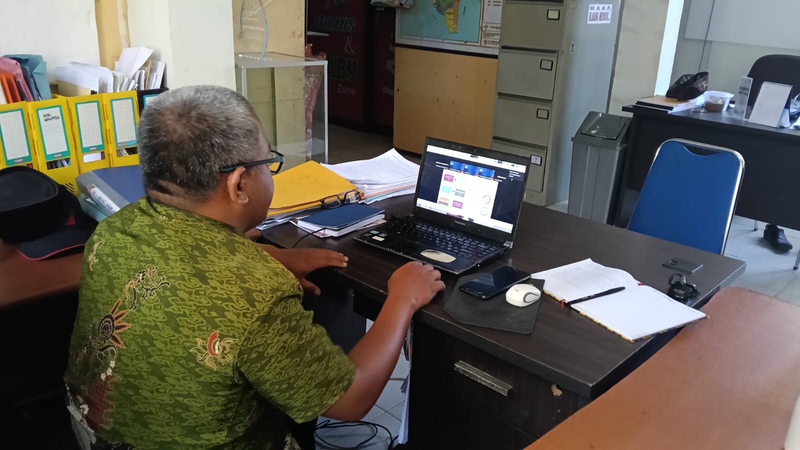 Policy Talks Dengan Tema "Akselerasi Peran Analis Kebijakan Dalam Mendorong Kebijakan Daerah Yang Adaptif Di Kalimantan Utara dan Kalimantan Timur